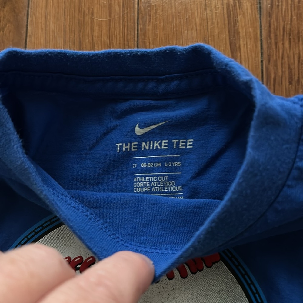 Toddler boy athletic shorts, size 2T - Picture 3 of 5